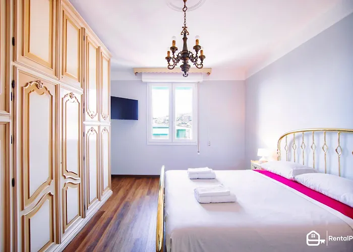 Elegant Apartment-Con Free Wi-Fi & A/C