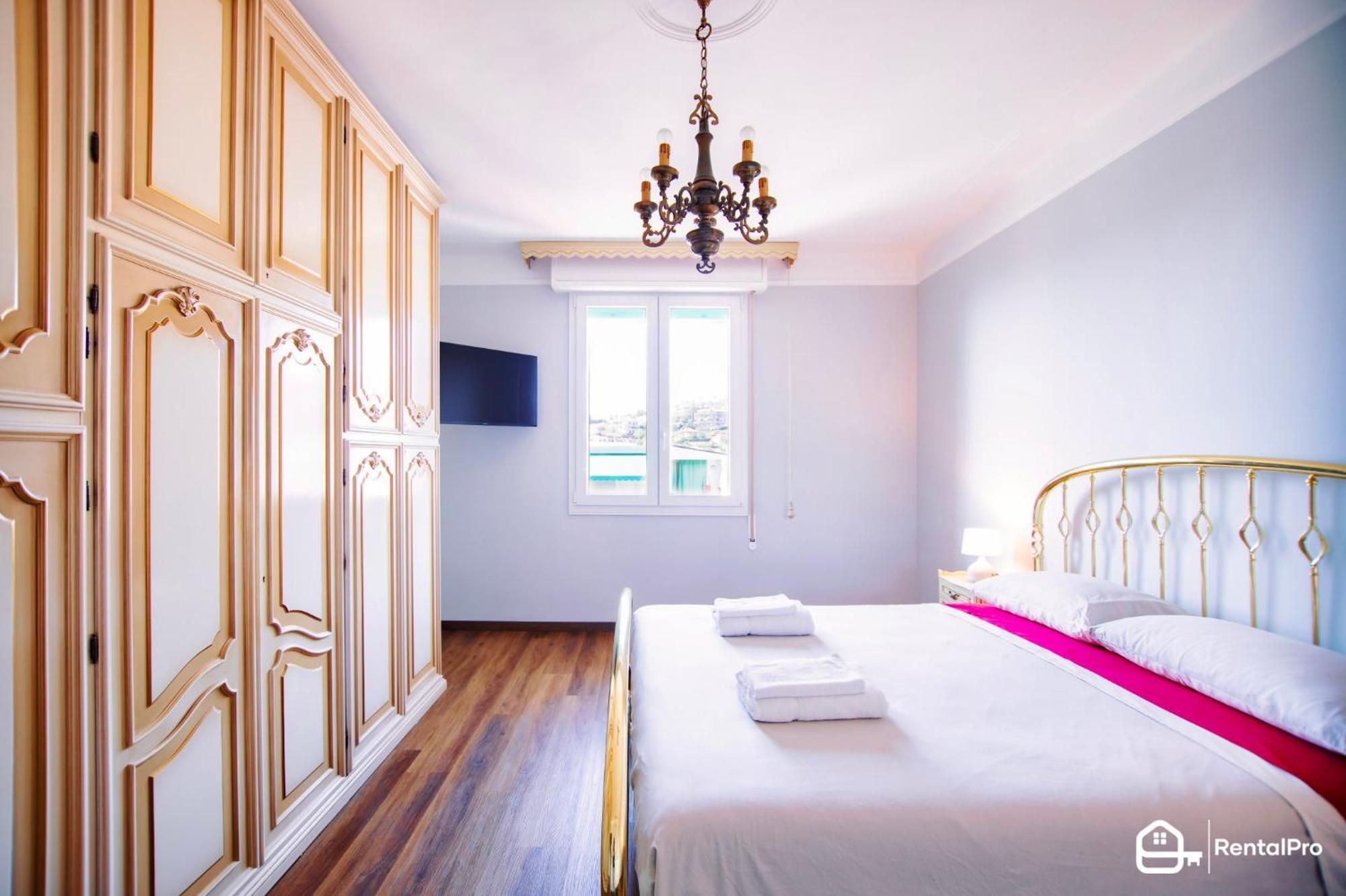 Apartment Elegant Apartment-con Free Wi-fi & A/c *